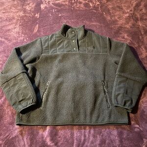 North face pullover
